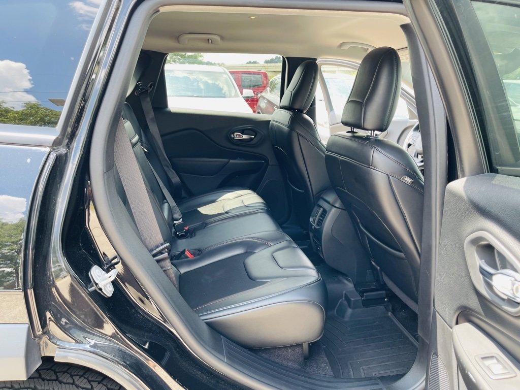 used 2019 Jeep Cherokee car, priced at $16,150