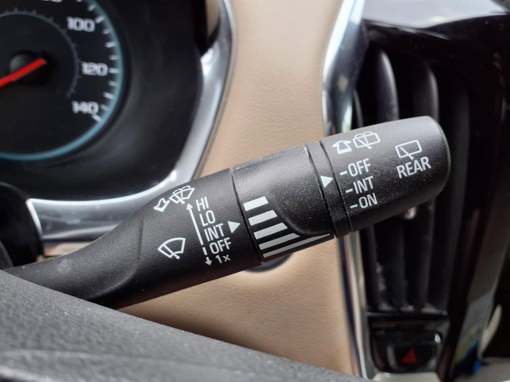 used 2023 Chevrolet Traverse car, priced at $23,850