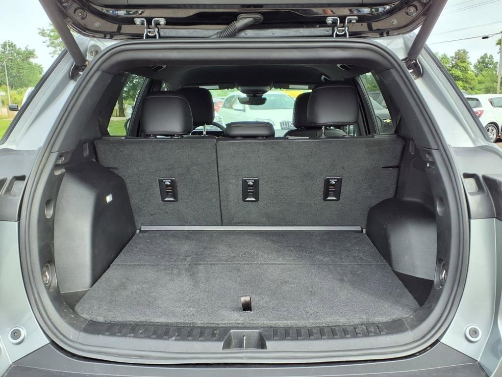 used 2025 Chevrolet Equinox car, priced at $28,250