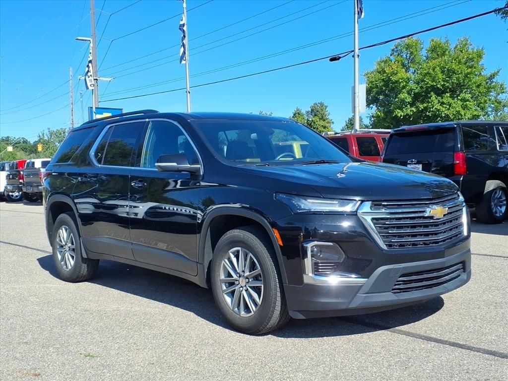 used 2023 Chevrolet Traverse car, priced at $28,650