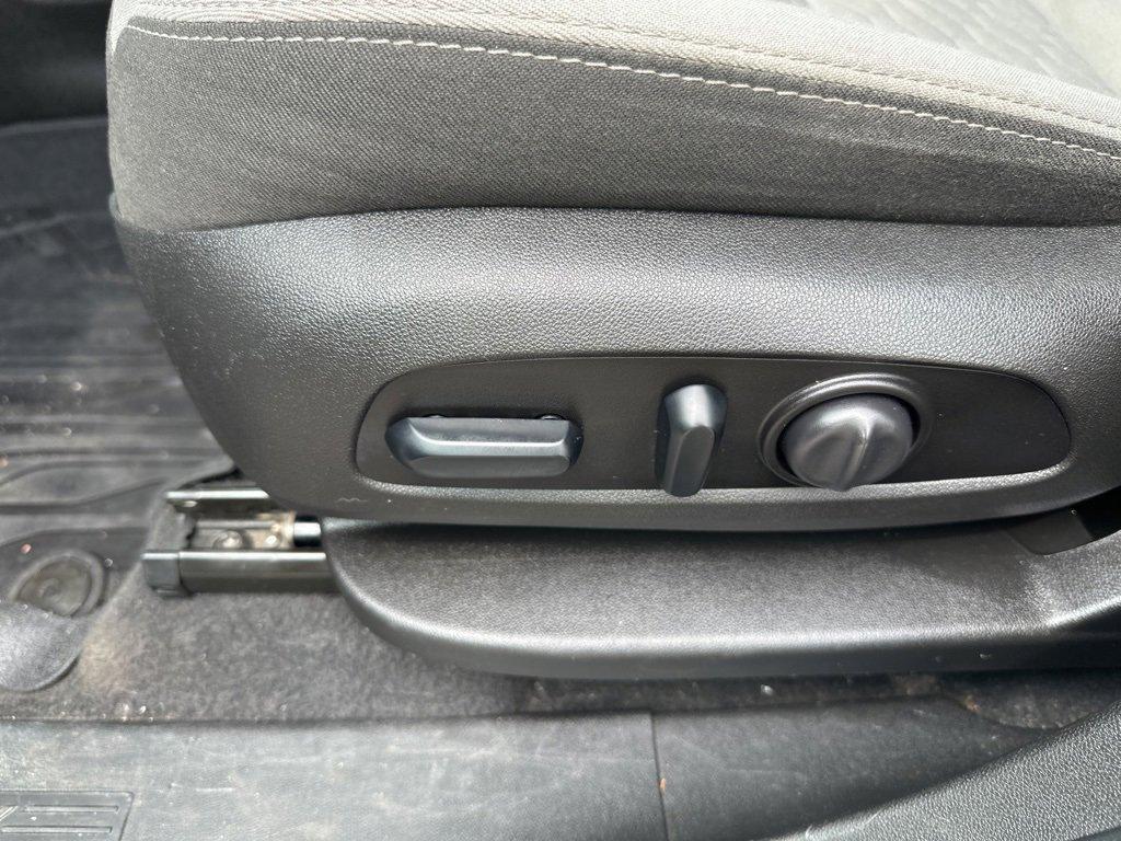 used 2020 Chevrolet Equinox car, priced at $13,550