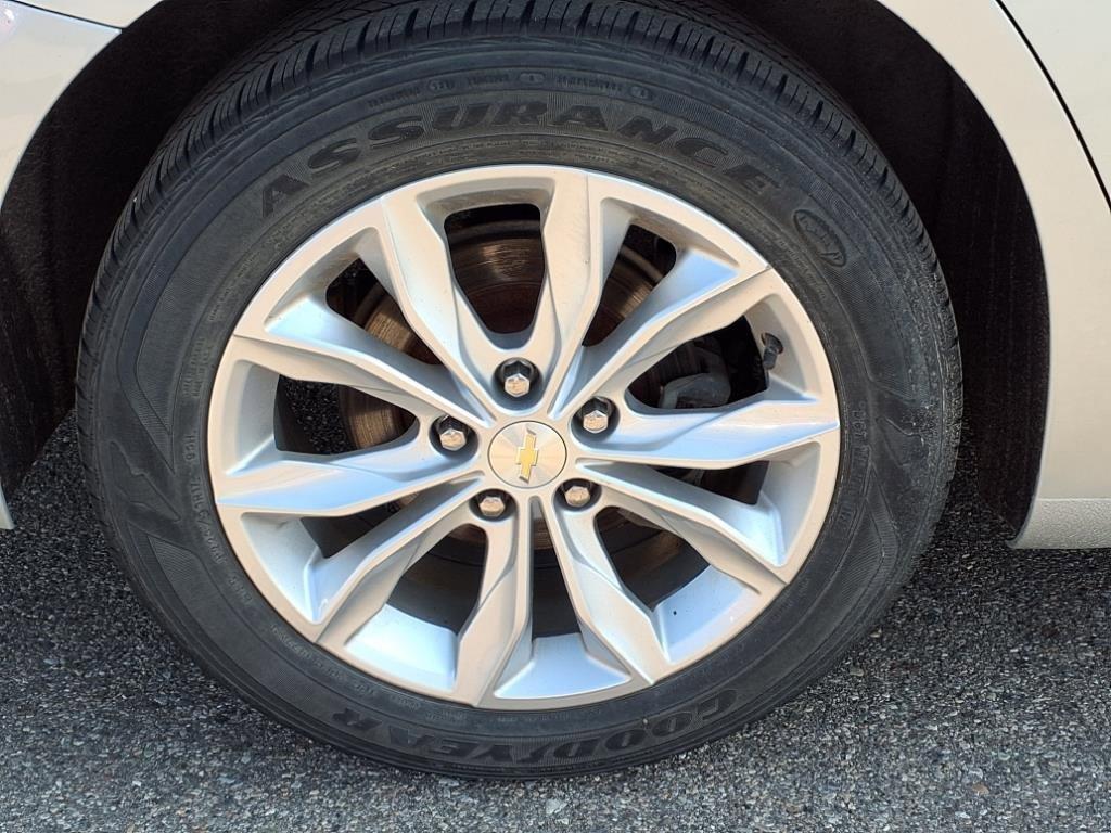 used 2019 Chevrolet Malibu car, priced at $11,995