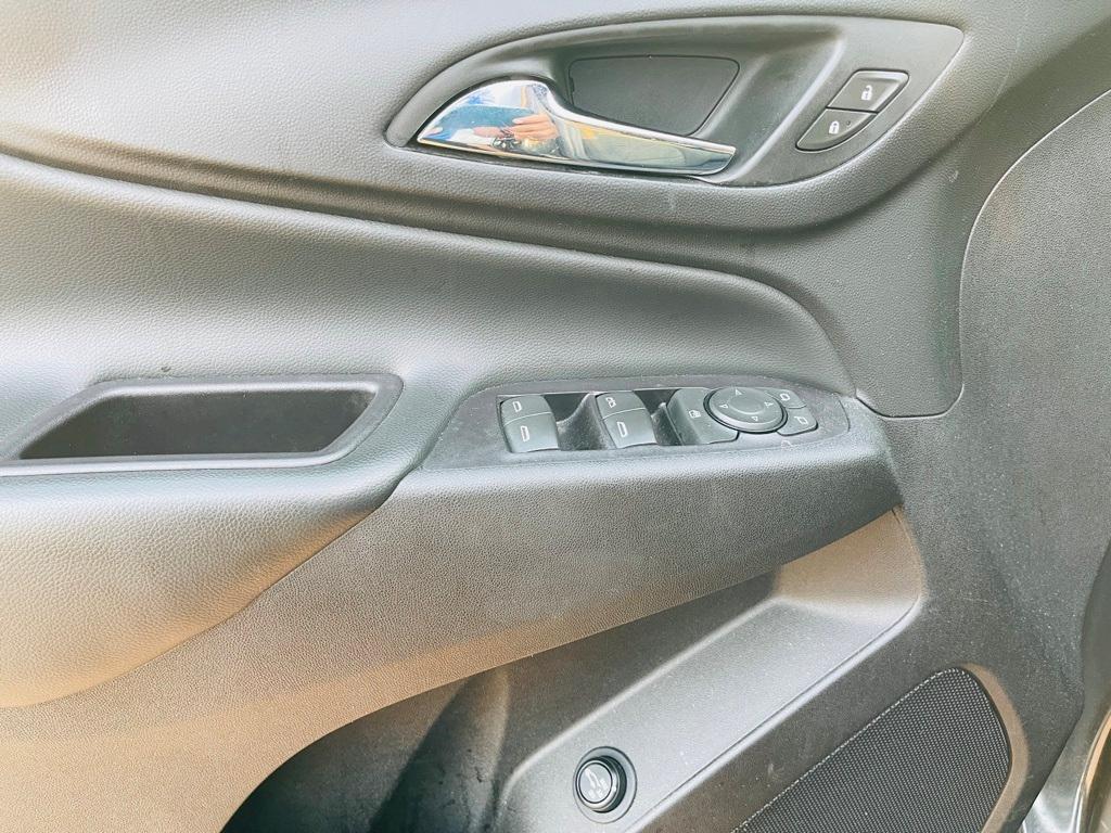 used 2018 Chevrolet Equinox car, priced at $11,850