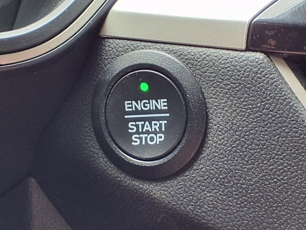 used 2022 Ford Escape car, priced at $15,450