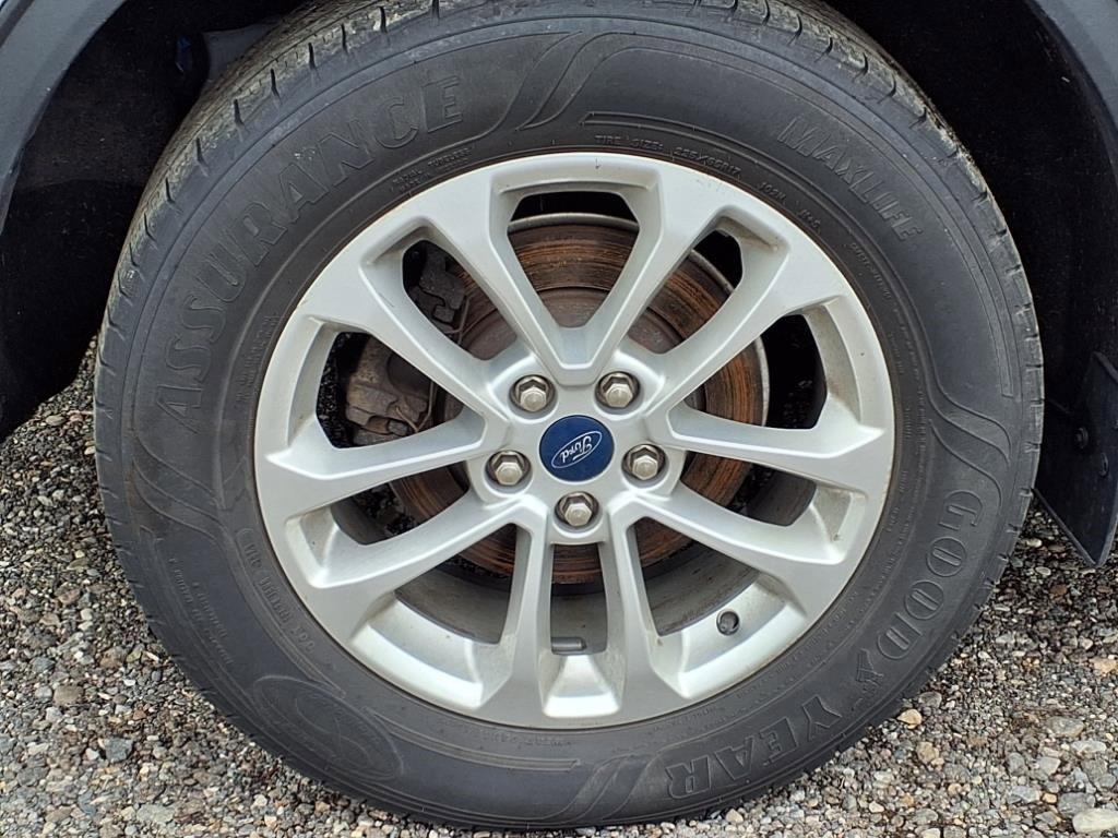 used 2022 Ford Escape car, priced at $15,450