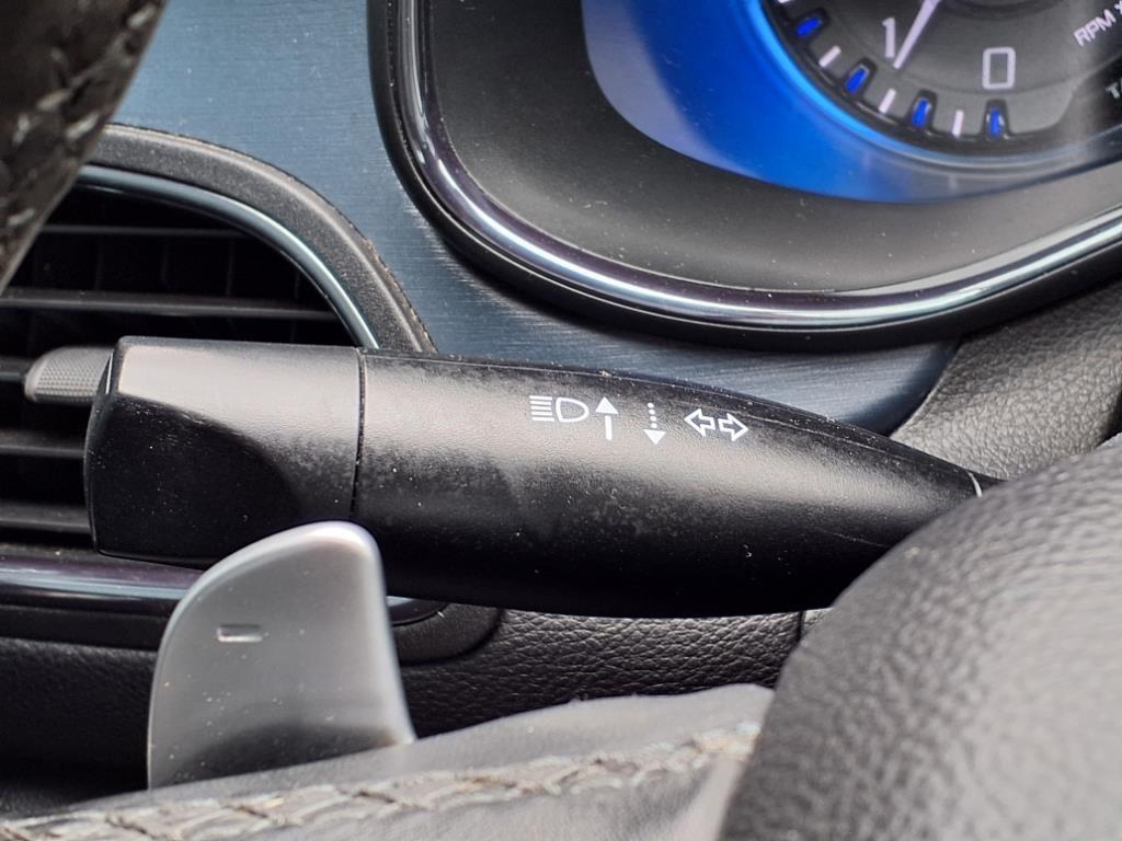 used 2016 Chrysler 200 car, priced at $10,450