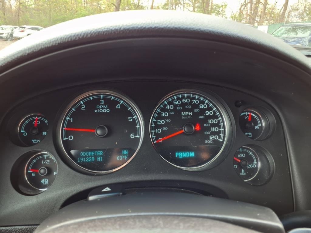 used 2011 Chevrolet Suburban car, priced at $6,950