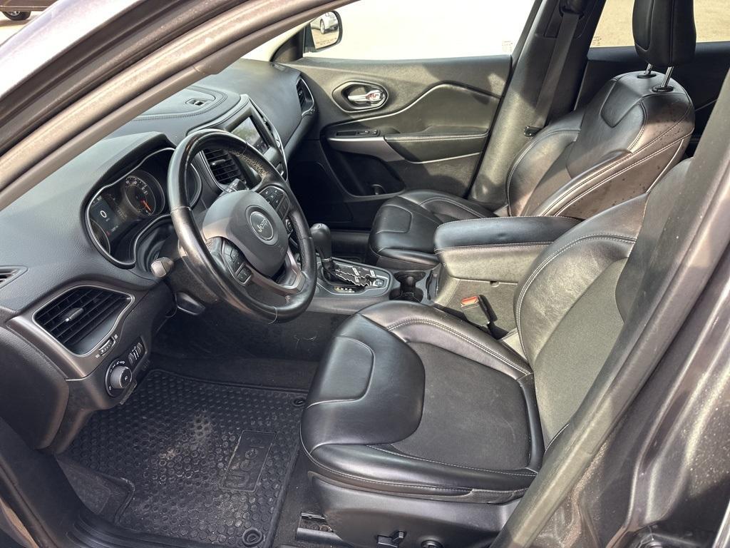 used 2021 Jeep Cherokee car, priced at $18,300