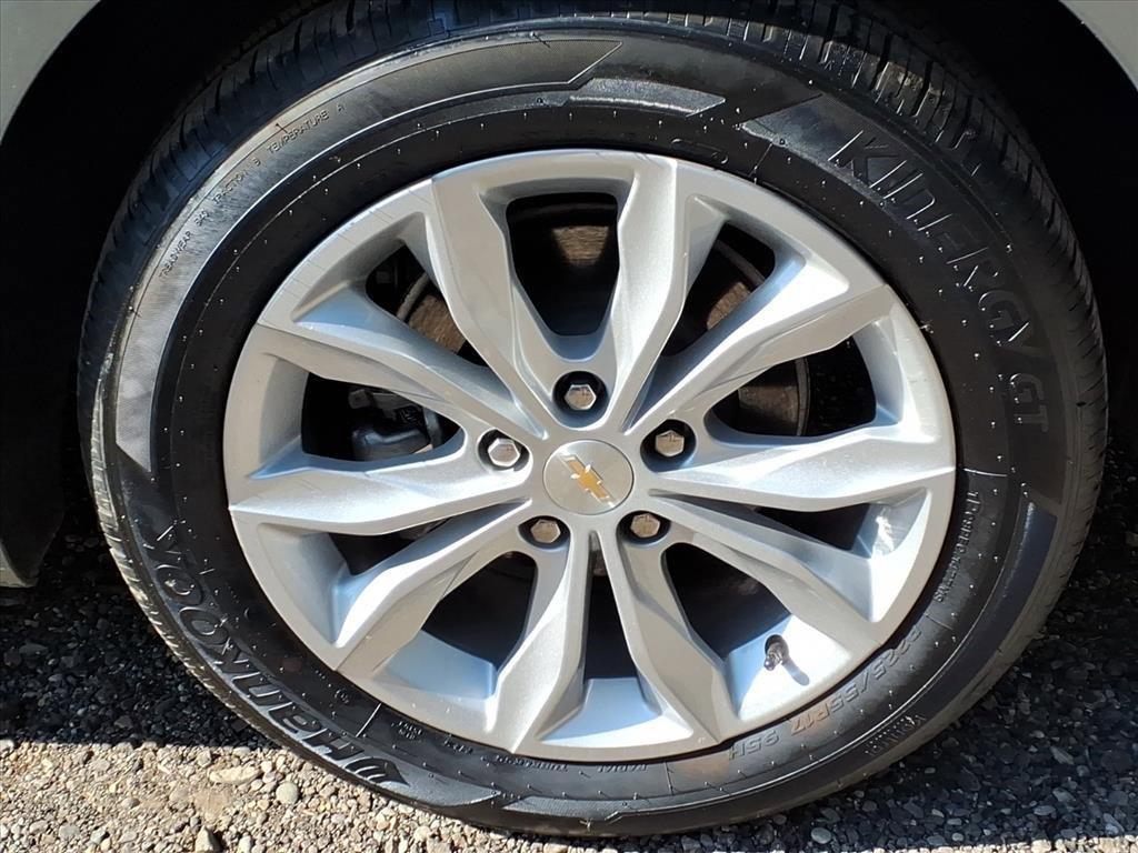 used 2025 Chevrolet Malibu car, priced at $22,250