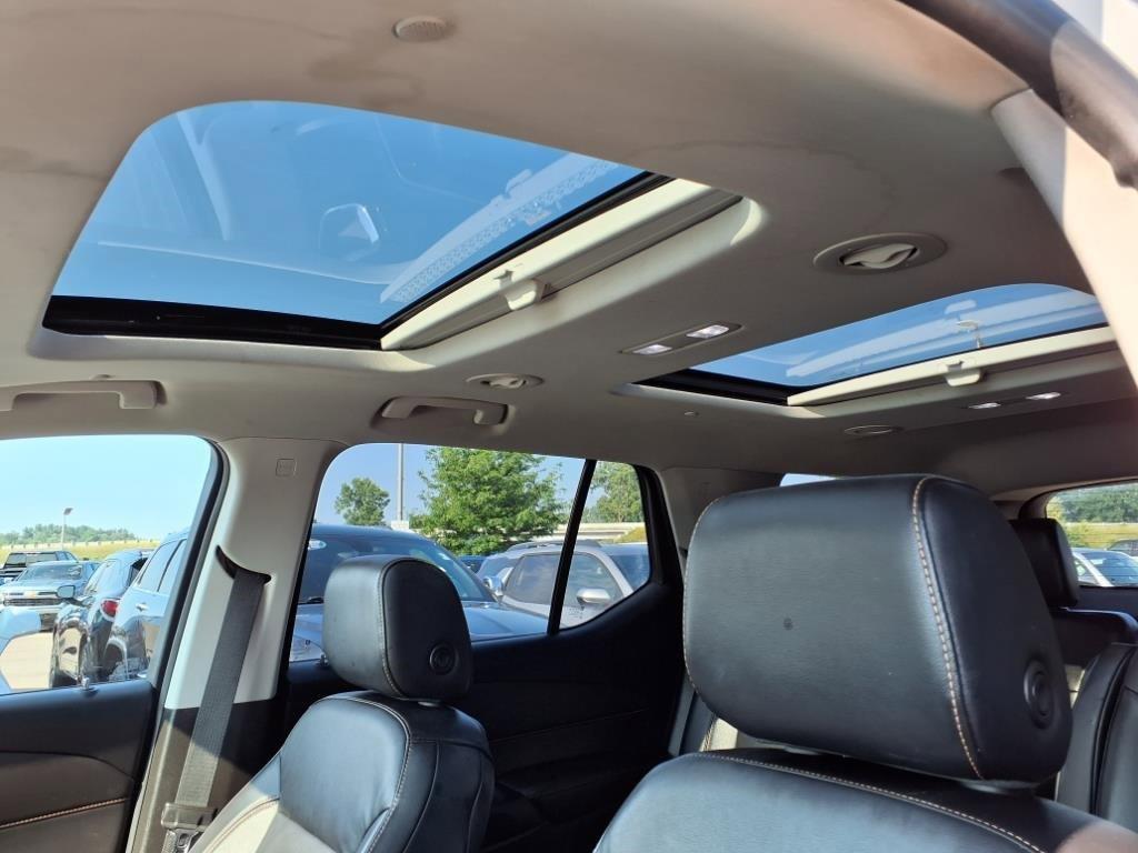 used 2019 Chevrolet Traverse car, priced at $19,250