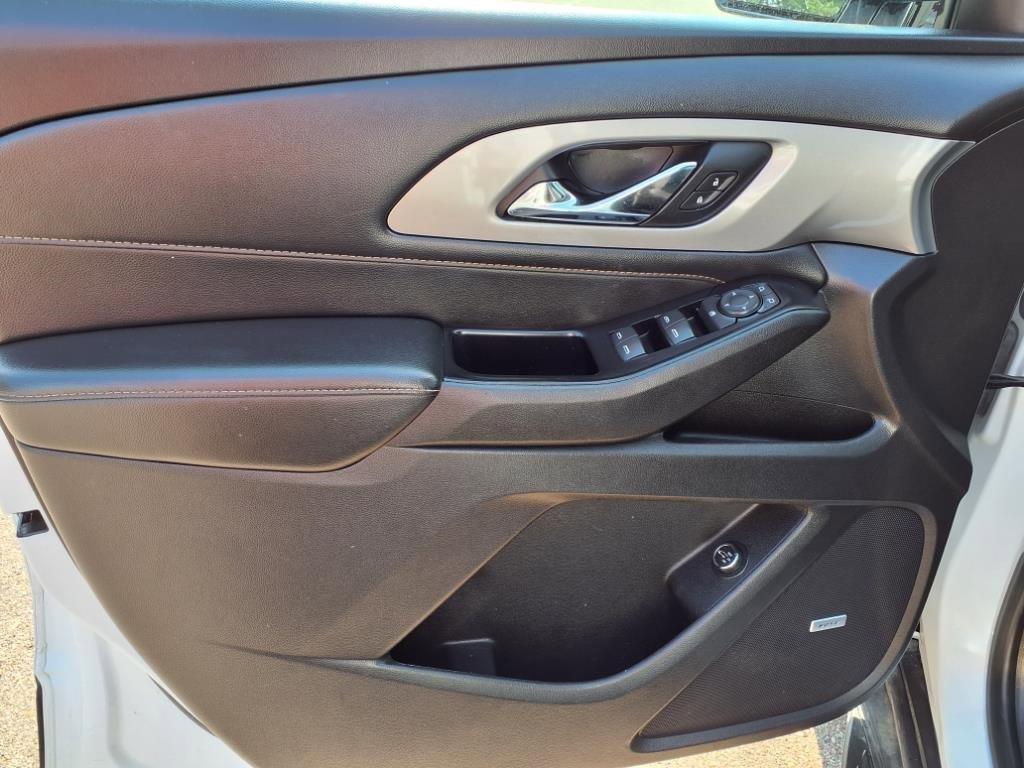 used 2019 Chevrolet Traverse car, priced at $19,250