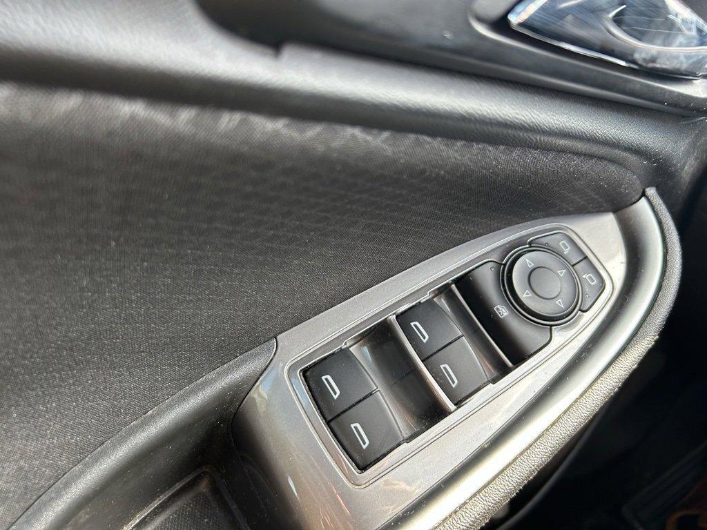 used 2020 Chevrolet Malibu car, priced at $14,050