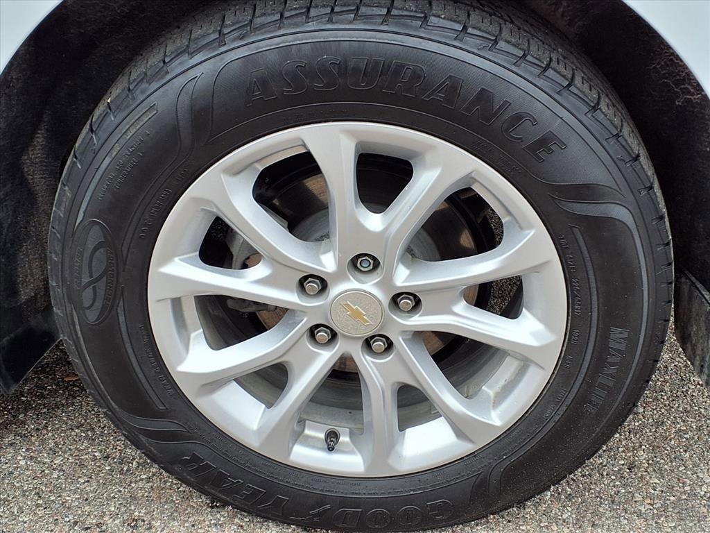 used 2020 Chevrolet Equinox car, priced at $13,950