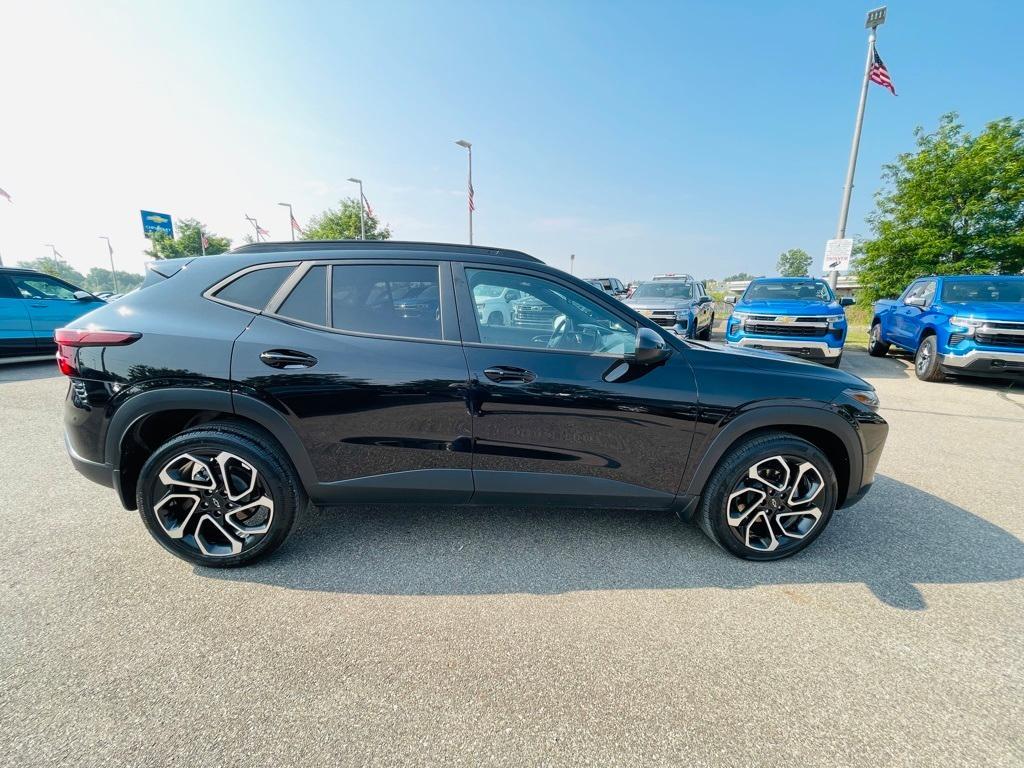 used 2024 Chevrolet Trax car, priced at $22,352