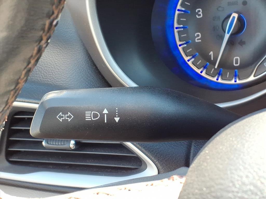 used 2018 Chrysler Pacifica car, priced at $12,350