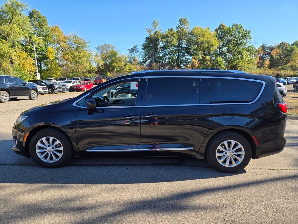 used 2018 Chrysler Pacifica car, priced at $12,650