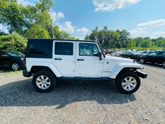 used 2015 Jeep Wrangler Unlimited car, priced at $12,250