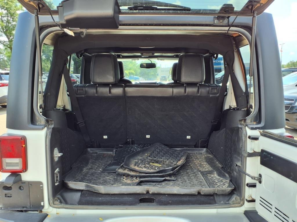 used 2015 Jeep Wrangler Unlimited car, priced at $10,950