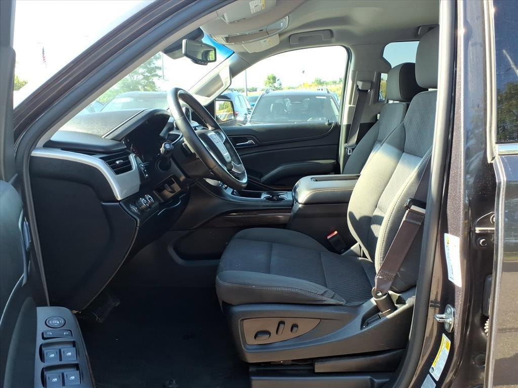 used 2016 GMC Yukon XL car, priced at $18,650