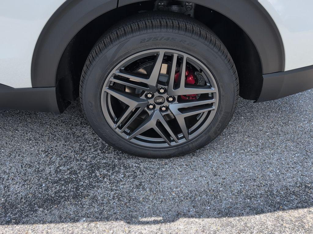new 2025 Ford Explorer car, priced at $50,893