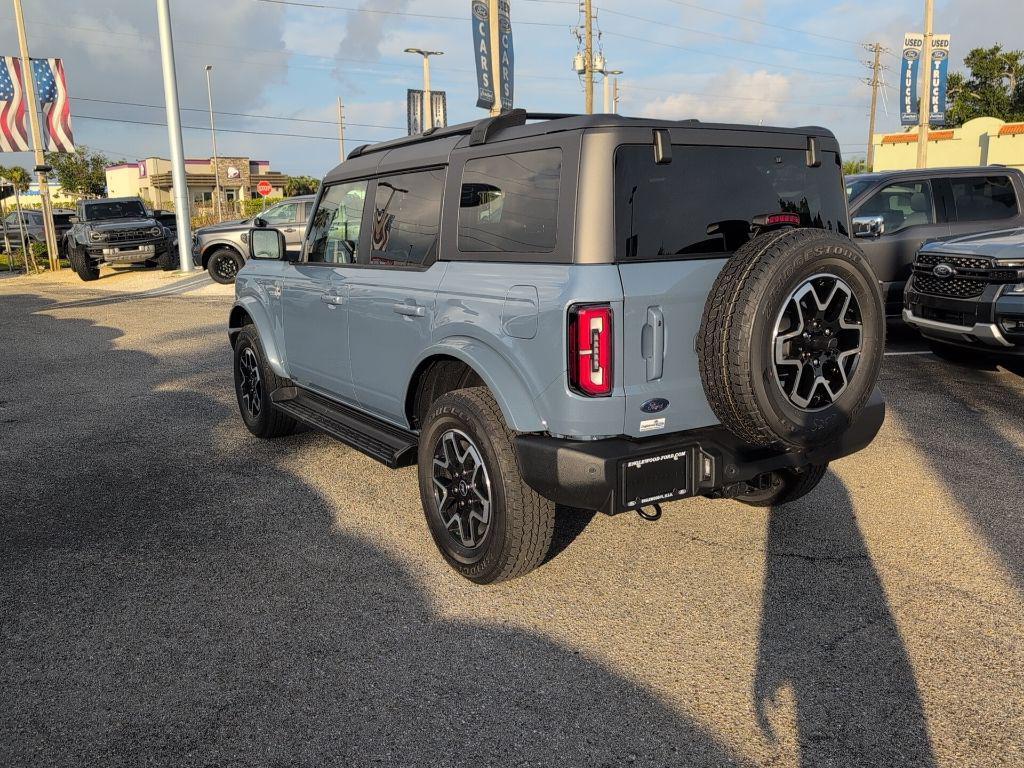 new 2025 Ford Bronco car, priced at $55,177