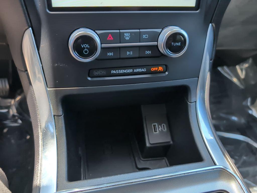 used 2024 Ford Edge car, priced at $26,479