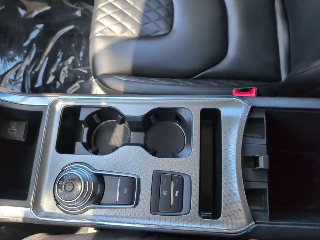 used 2024 Ford Edge car, priced at $26,479