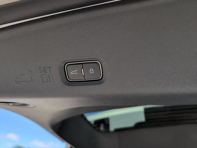 new 2025 Ford Expedition car, priced at $84,486