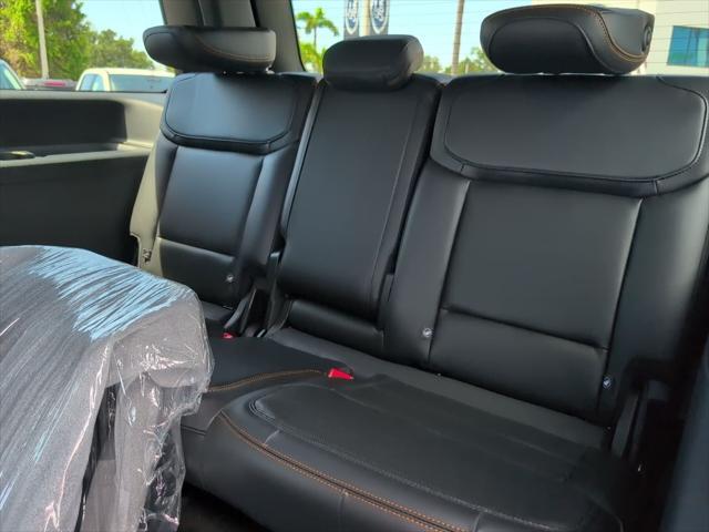 new 2025 Ford Expedition car, priced at $76,458