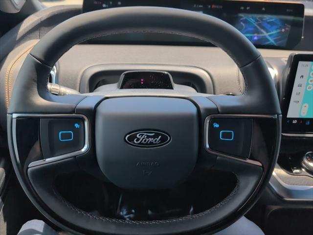 new 2025 Ford Expedition car, priced at $76,458
