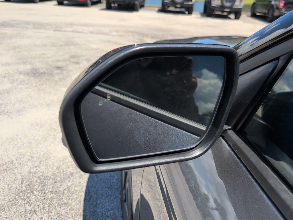 new 2025 Ford Explorer car, priced at $51,268