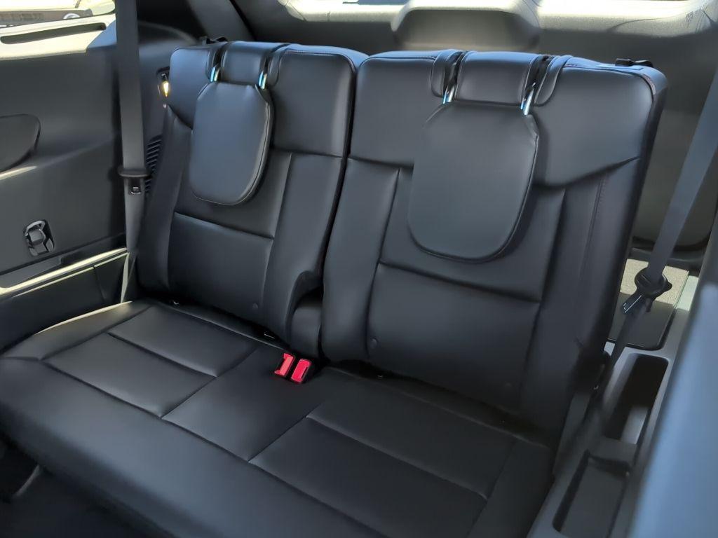 new 2025 Ford Explorer car, priced at $51,268