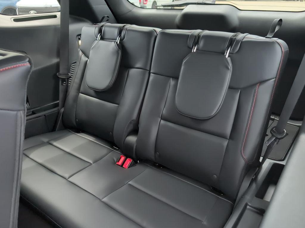 new 2025 Ford Explorer car, priced at $41,671