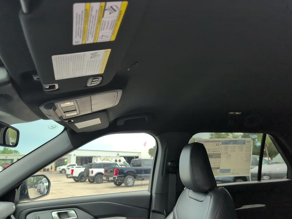 new 2025 Ford Explorer car, priced at $41,671