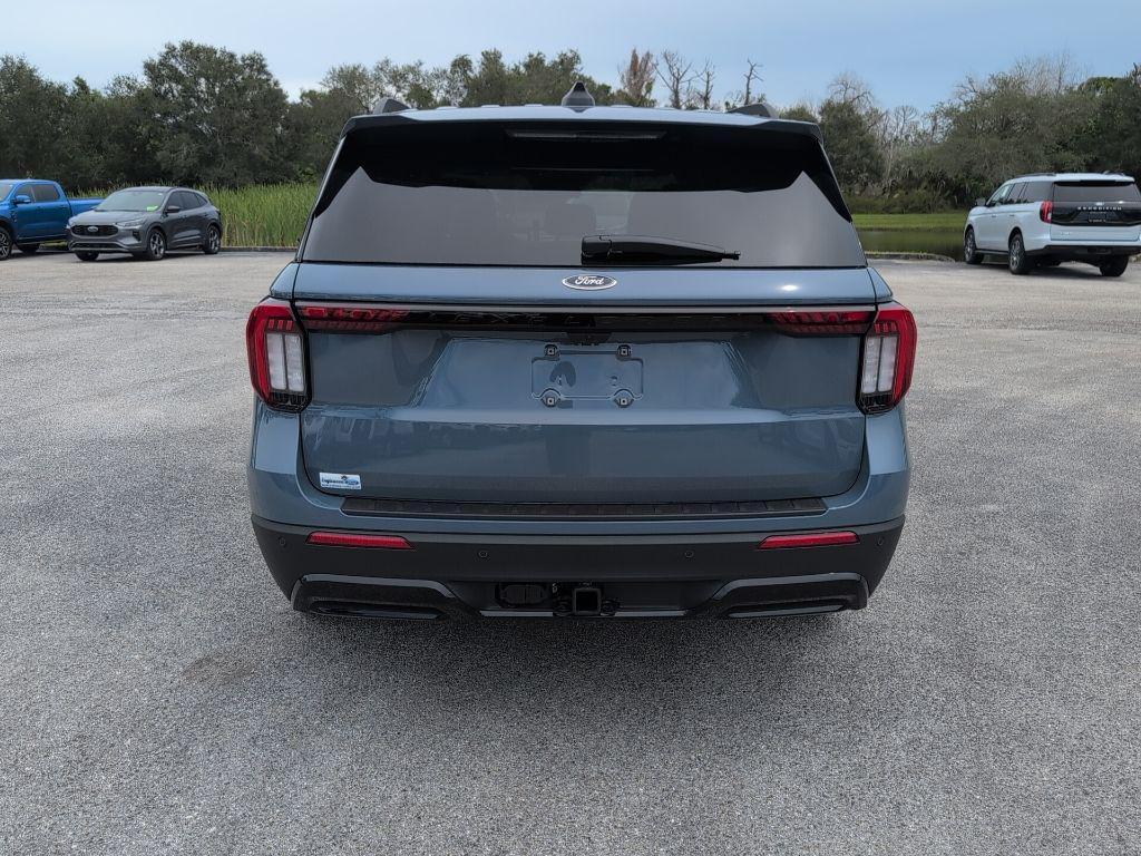 new 2025 Ford Explorer car, priced at $41,671