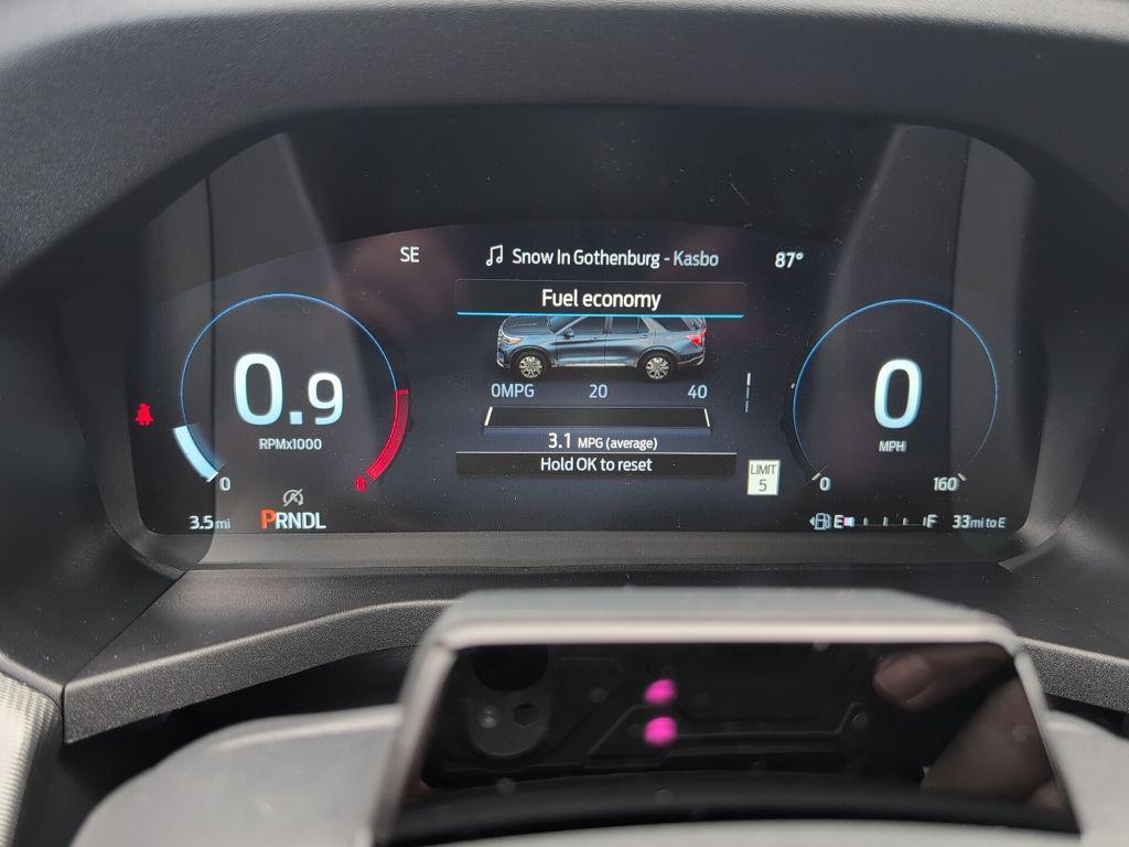 new 2025 Ford Explorer car, priced at $41,671