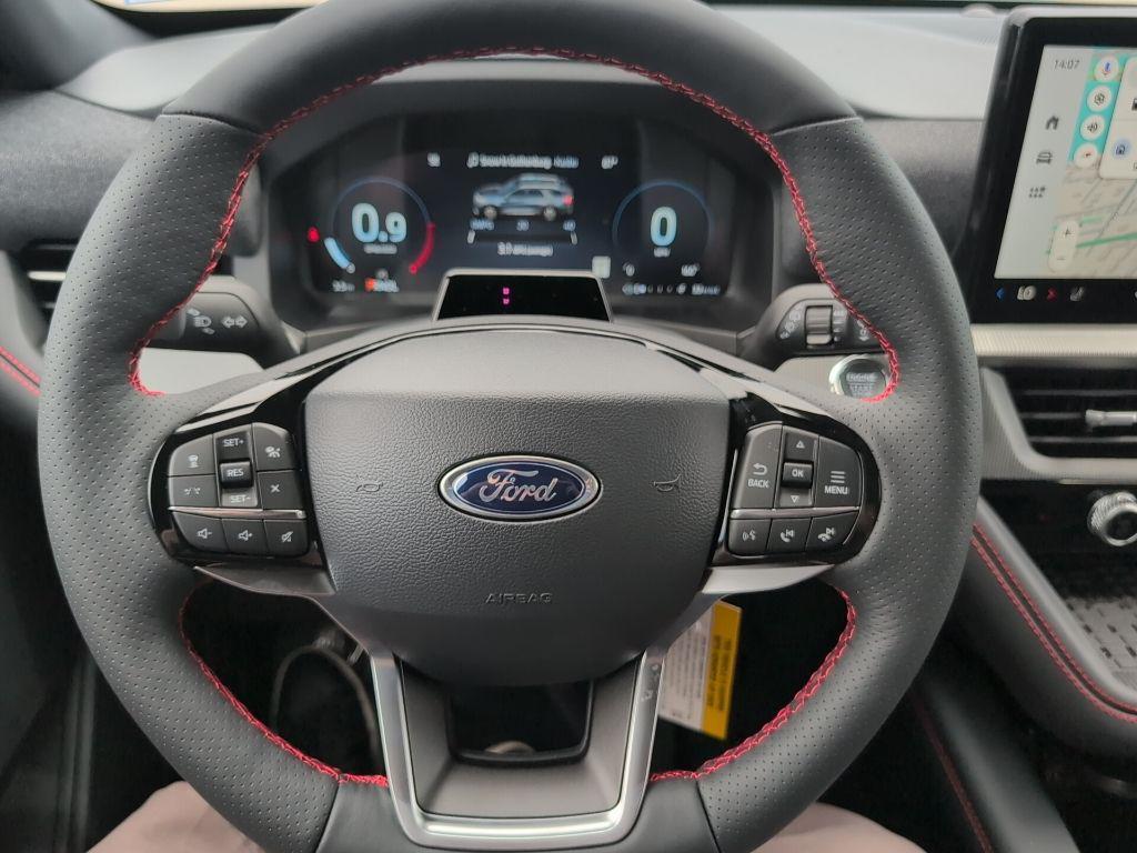 new 2025 Ford Explorer car, priced at $41,671