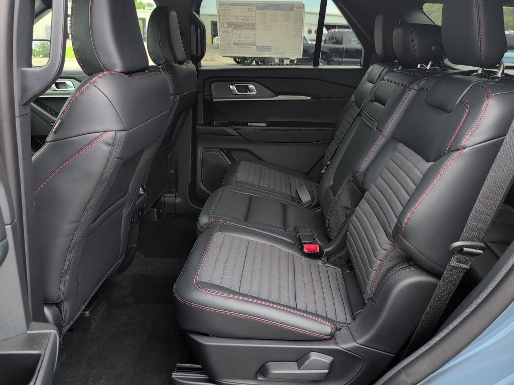 new 2025 Ford Explorer car, priced at $41,671