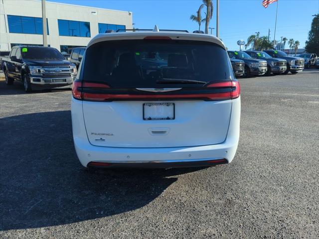 used 2022 Chrysler Pacifica car, priced at $19,692