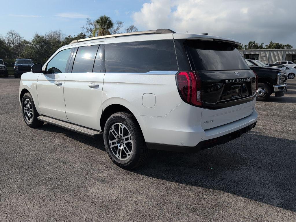 new 2025 Ford Expedition Max car