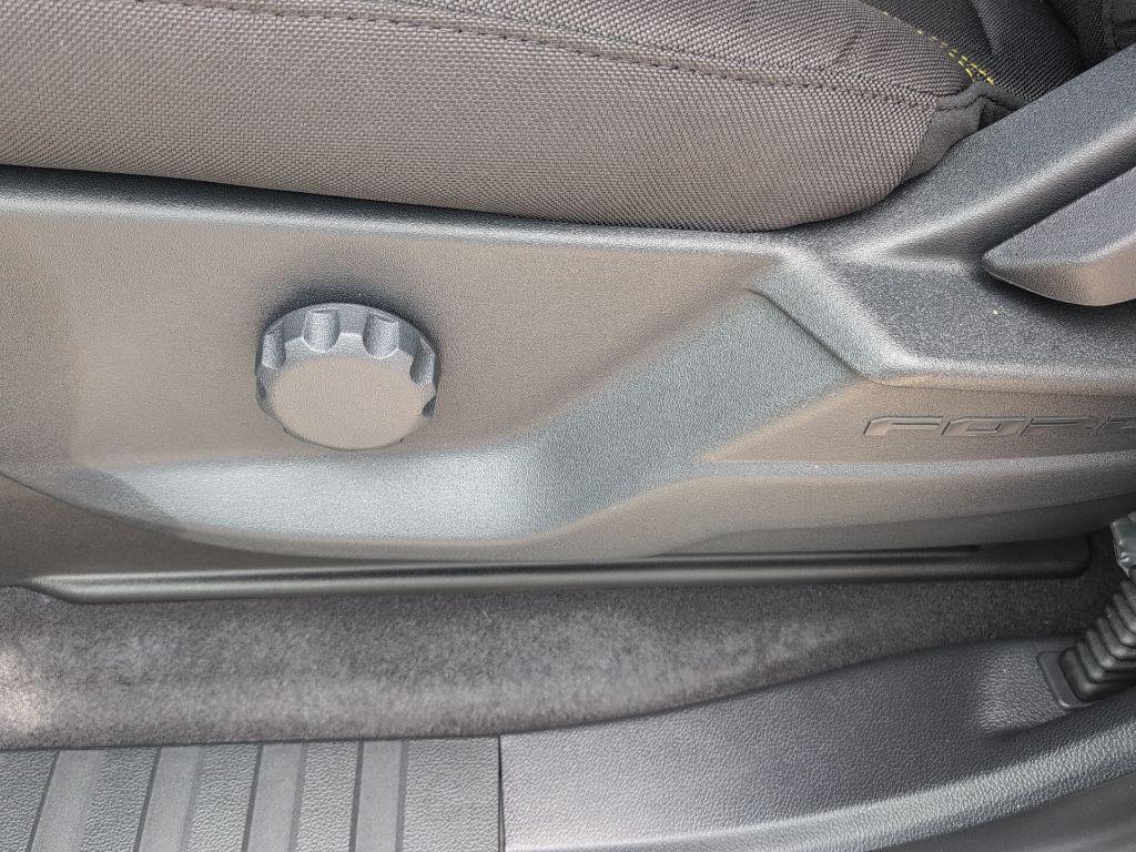 new 2025 Ford F-150 car, priced at $46,567