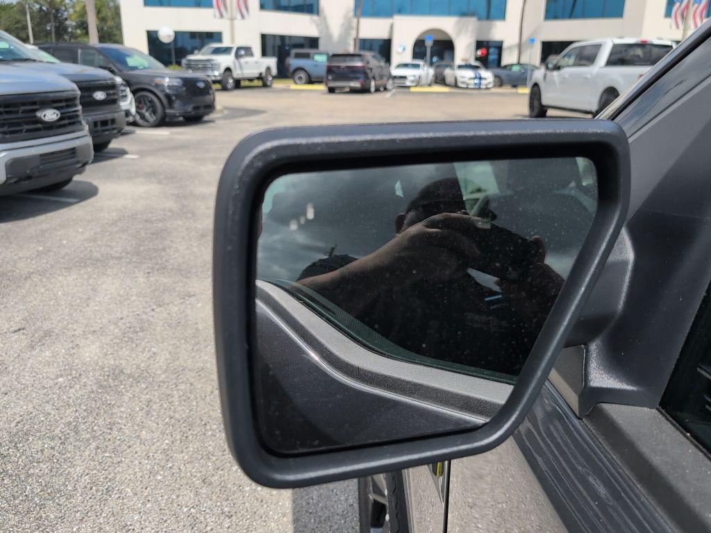 new 2025 Ford F-150 car, priced at $46,567