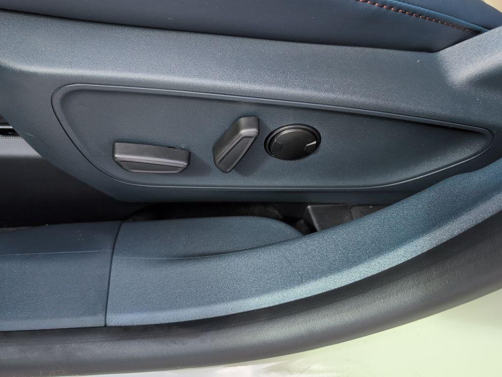 new 2025 Ford Maverick car, priced at $34,082