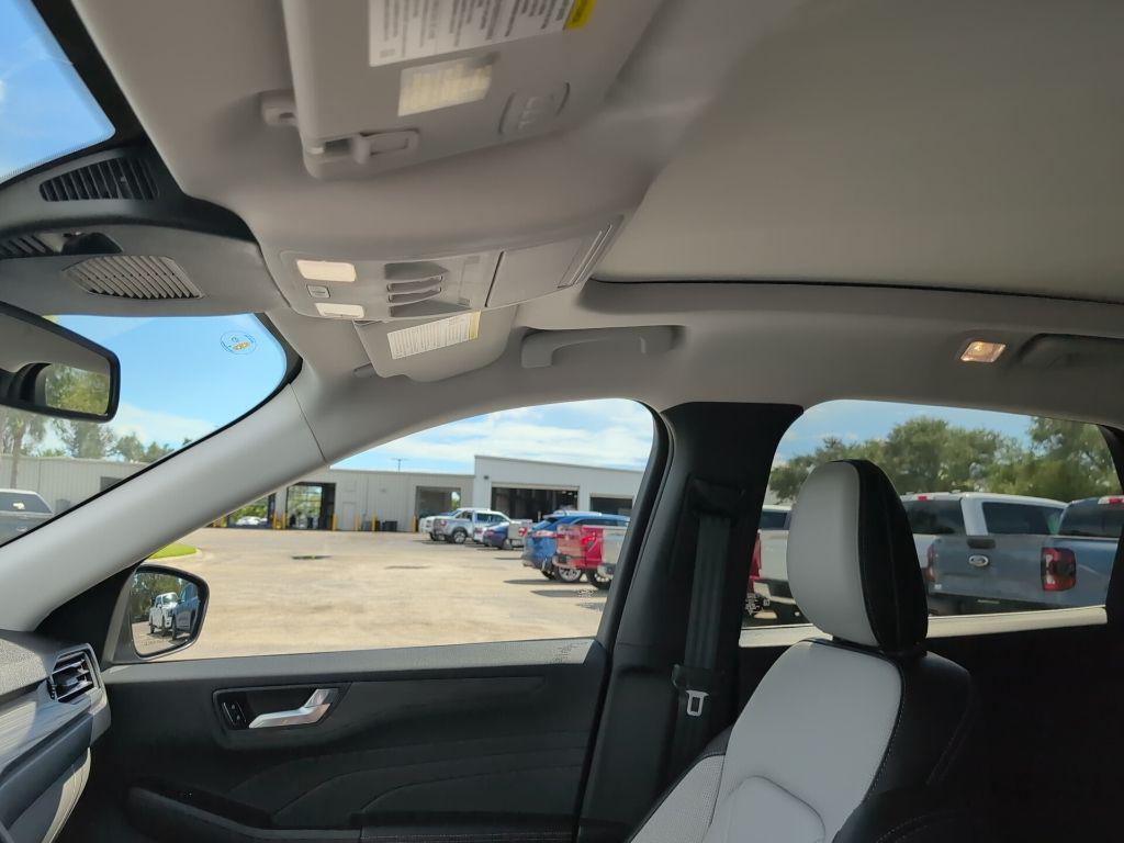 new 2025 Ford Escape car, priced at $35,917
