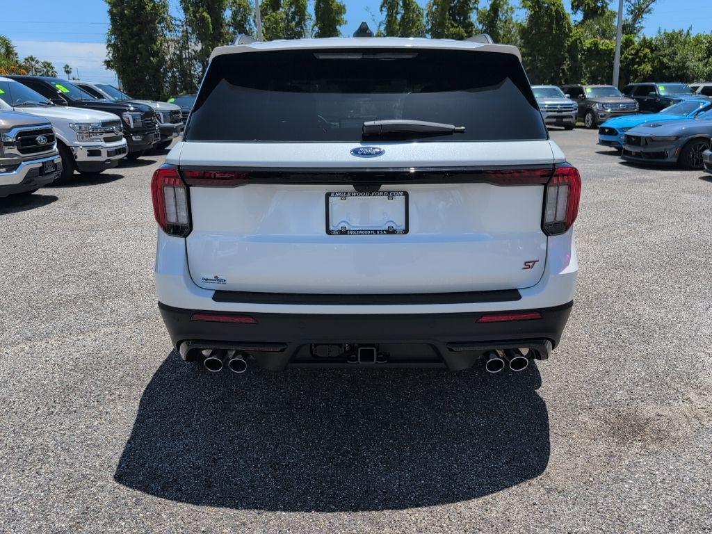 new 2025 Ford Explorer car, priced at $51,904