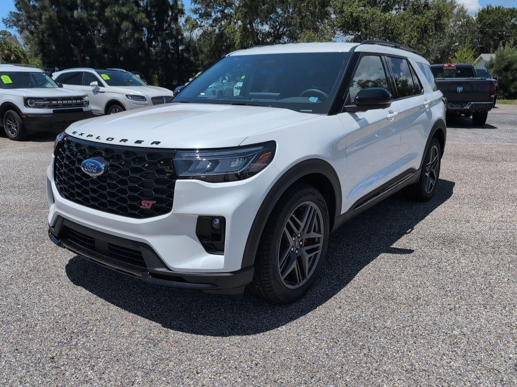 new 2025 Ford Explorer car, priced at $51,904