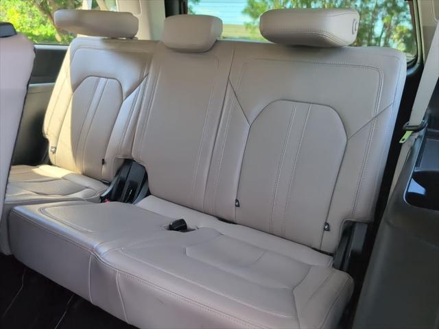 used 2023 Ford Expedition car, priced at $42,504