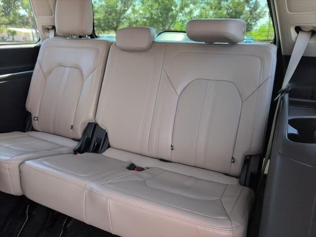 used 2023 Ford Expedition car, priced at $39,148