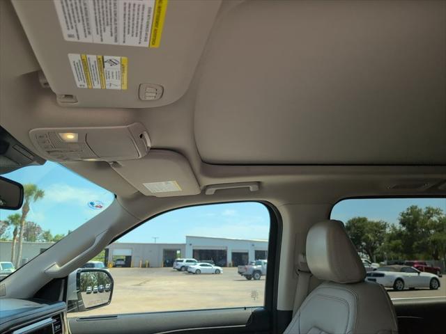 used 2023 Ford Expedition car, priced at $39,148