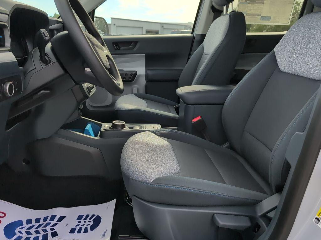 new 2025 Ford Maverick car, priced at $28,136